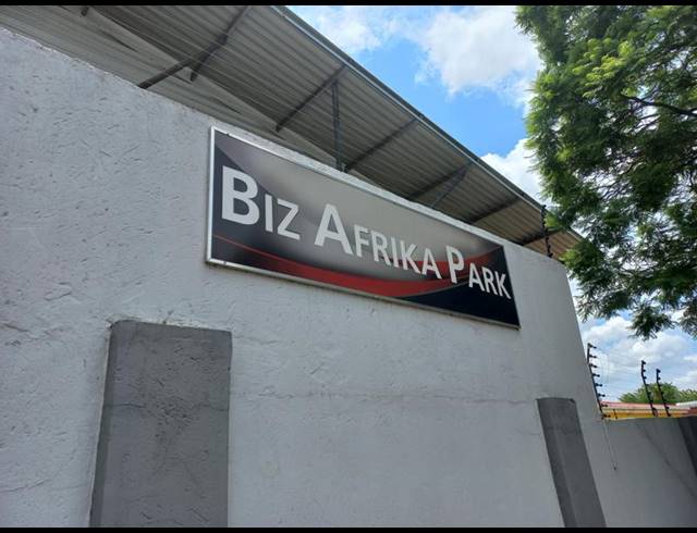 INDUSTRIAL PROPERTY TO RENT IN SILVERTON